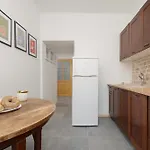 Lejlighed Przytulny I Tradycyjny Na Parterze W Centrum Warszawy By Renters