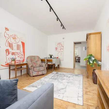 Διαμέρισμα Przytulny I Tradycyjny Na Parterze W Centrum Warszawy By Renters